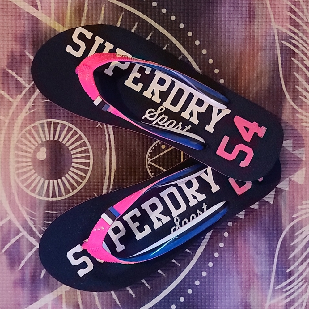 BNWT Superdry Sport Flip Flops 8.5 ⛱